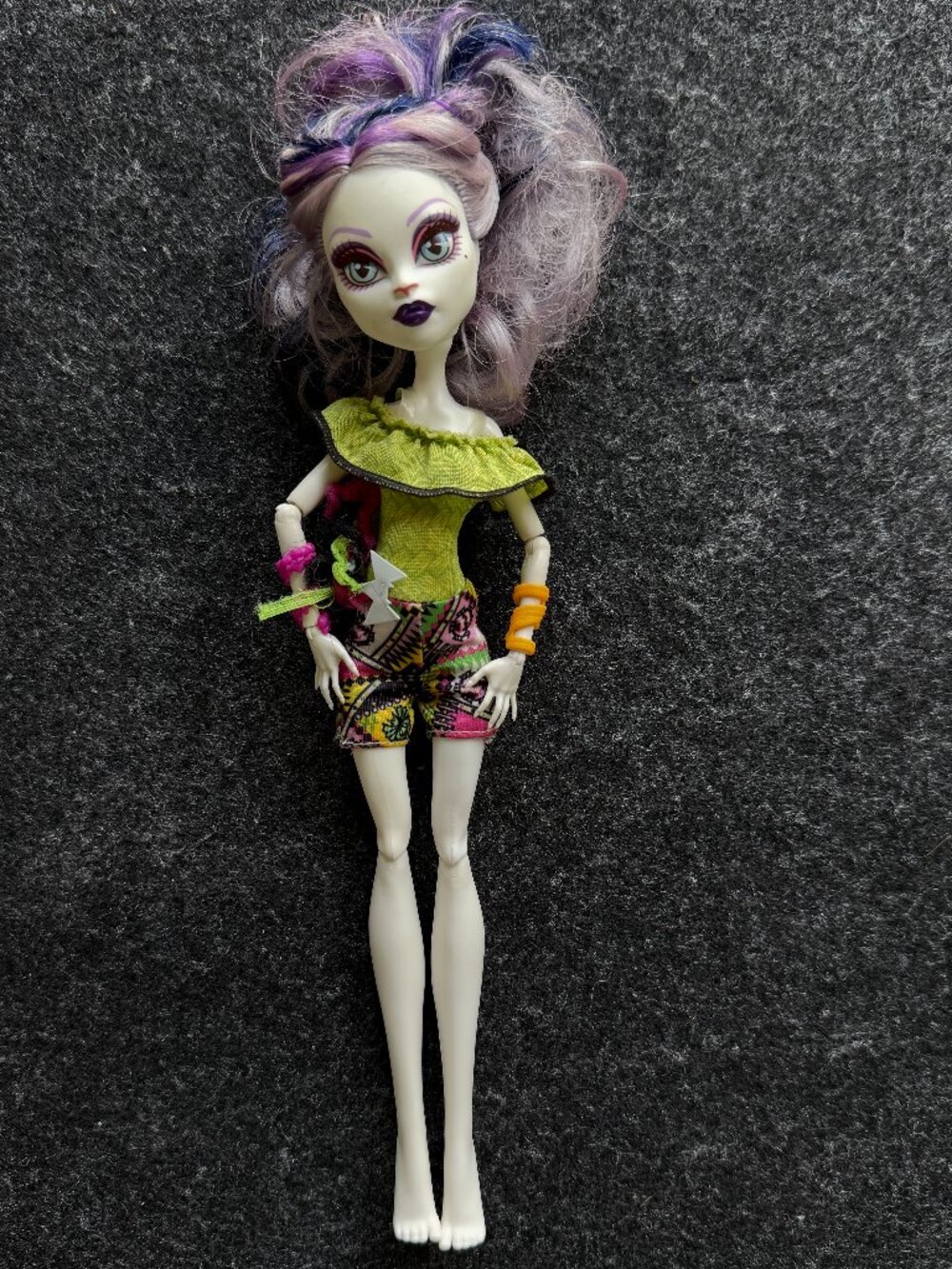 Monster High G1 Catrine DeMew Doll Batsy Claro Outfit Rare